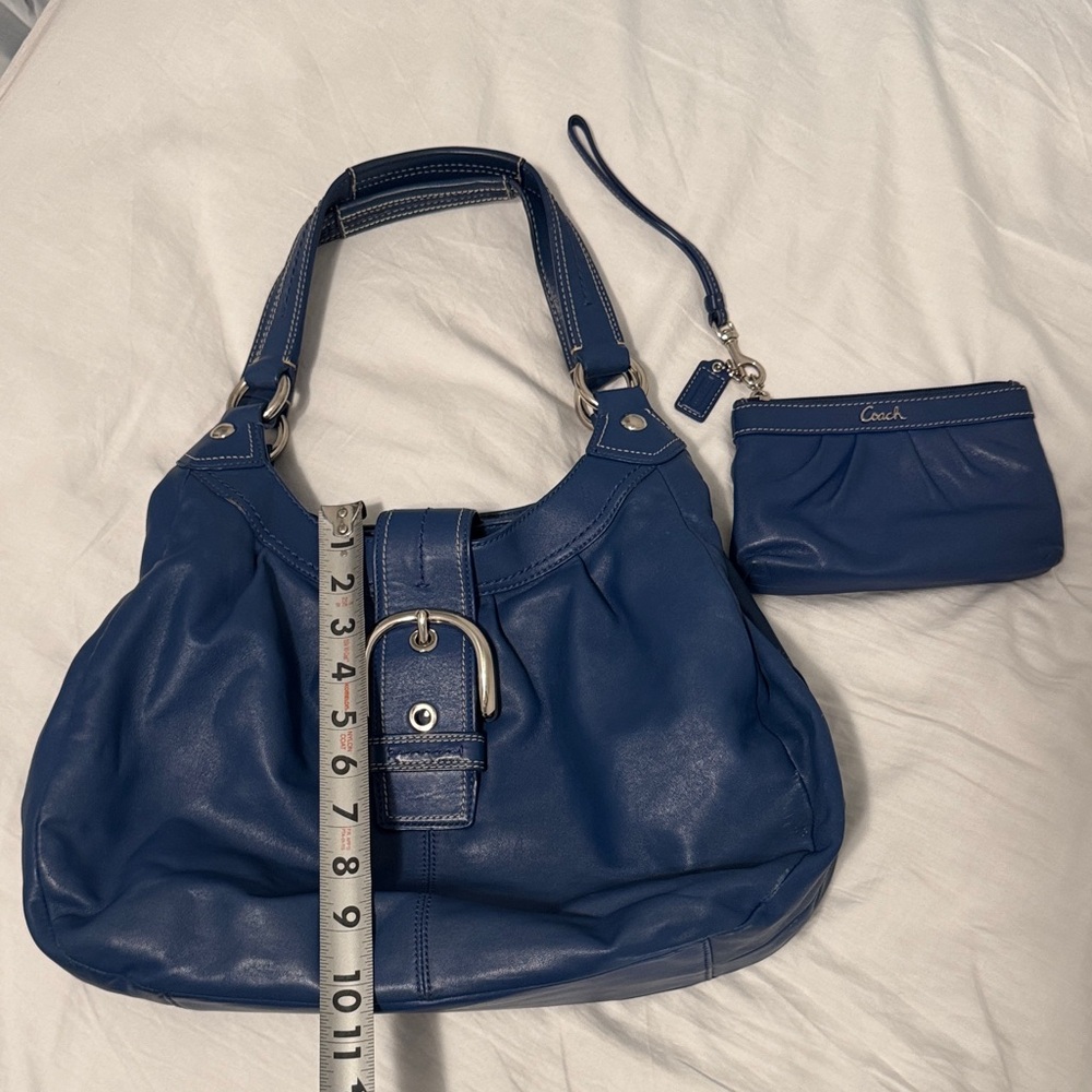 Coach Navy Leather Hobo Bag with Removable Pouch - Picture 3 of 10